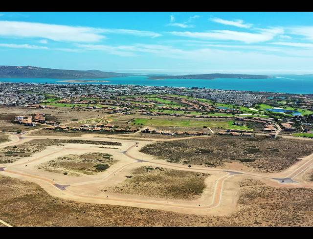 685M² VACANT LAND FOR SALE IN LANGEBAAN COUNTRY ESTATE